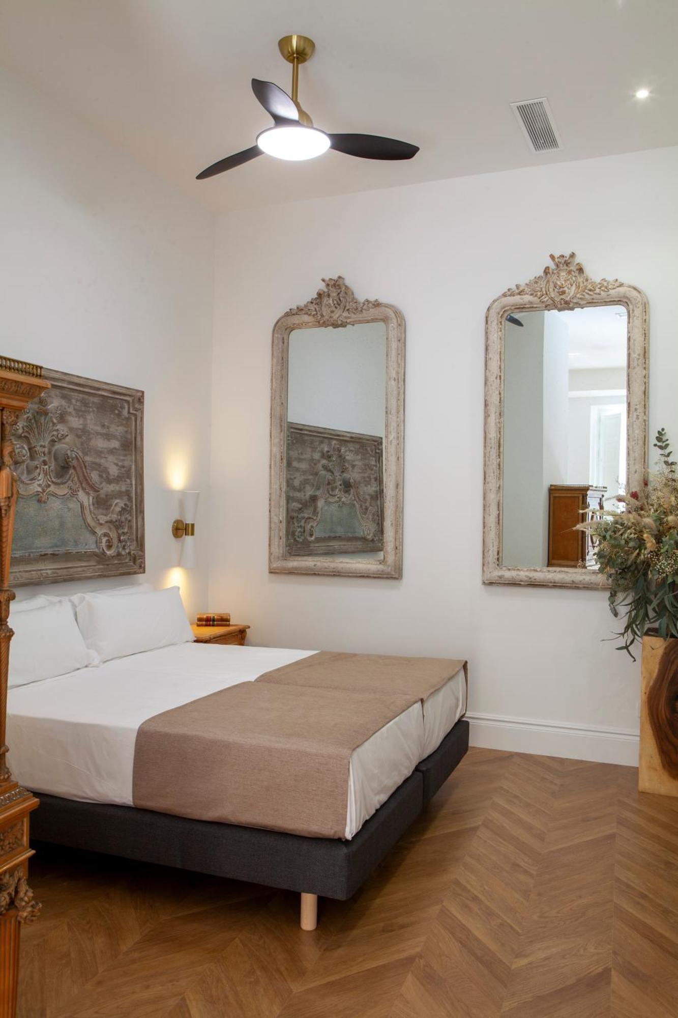 Pries Homes - Center Beach Malaga Ngoại thất bức ảnh