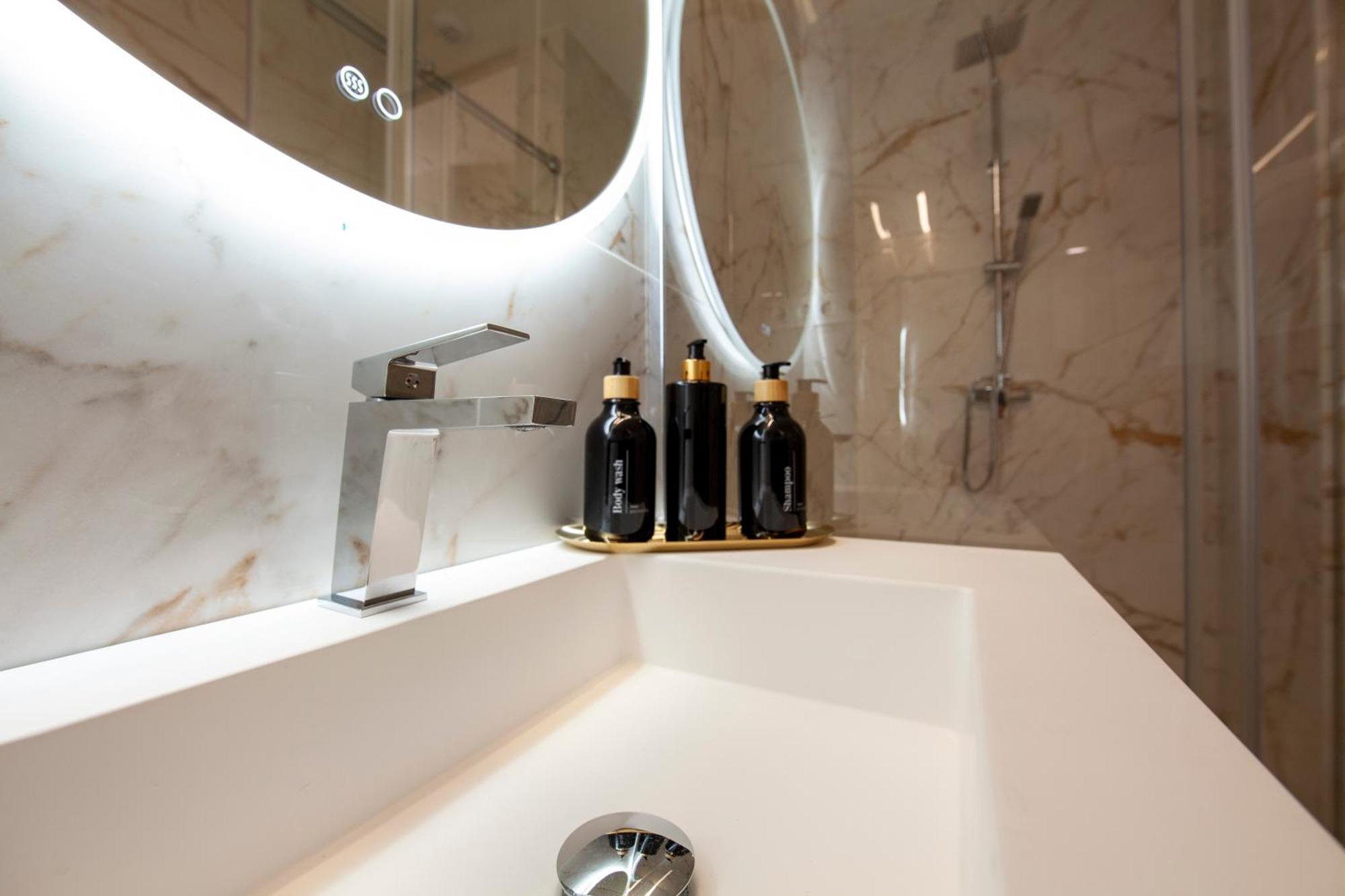 Pries Homes - Center Beach Malaga Ngoại thất bức ảnh